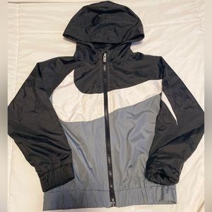 Nike Boys Black Gray Windbreaker Jacket Size 7